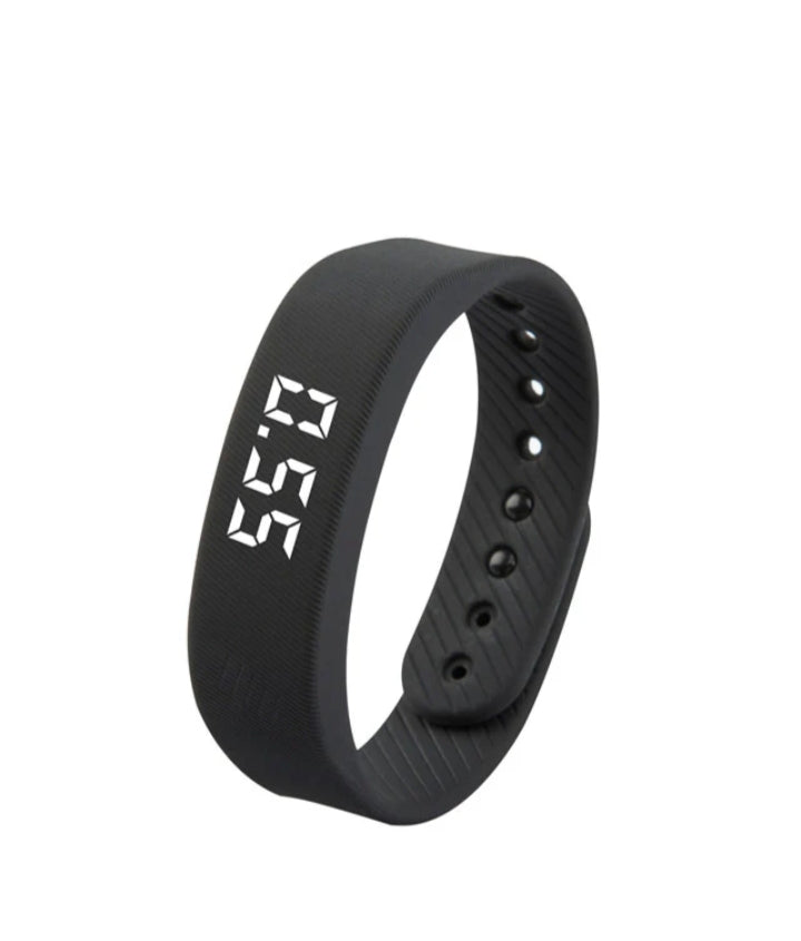 Smart pedometer bracelet